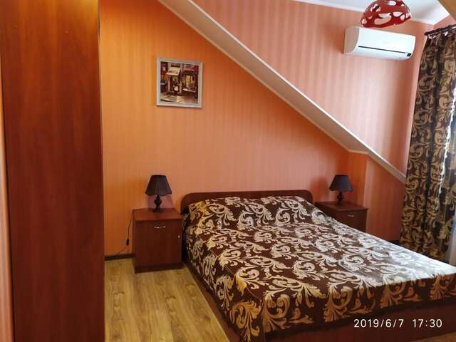 Отель NaNa Бердянск-3