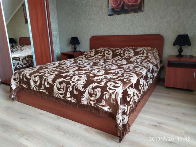 Отель NaNa Бердянск-5