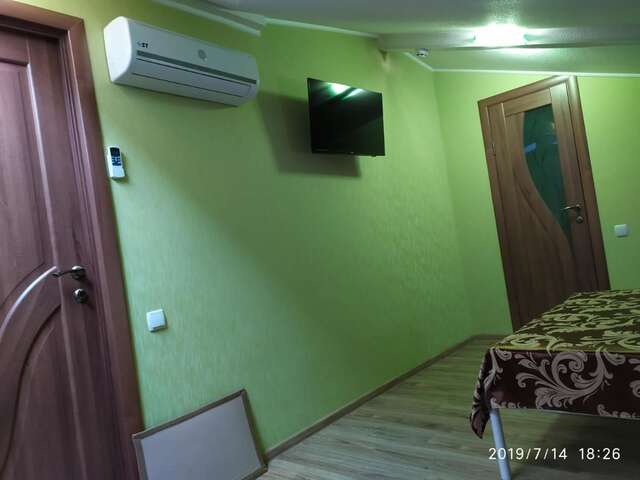 Отель NaNa Бердянск-7